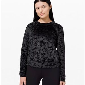 Lululemon crushed velvet warm down crew
